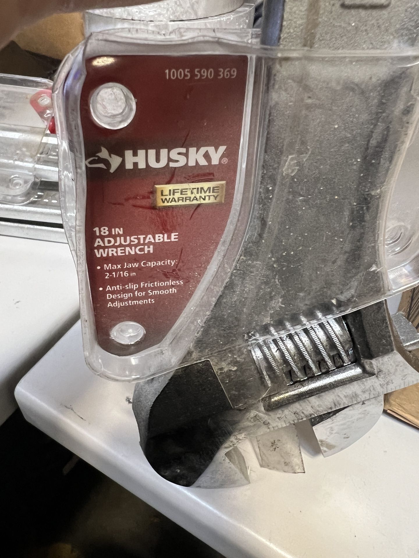 18" Husky Wrench