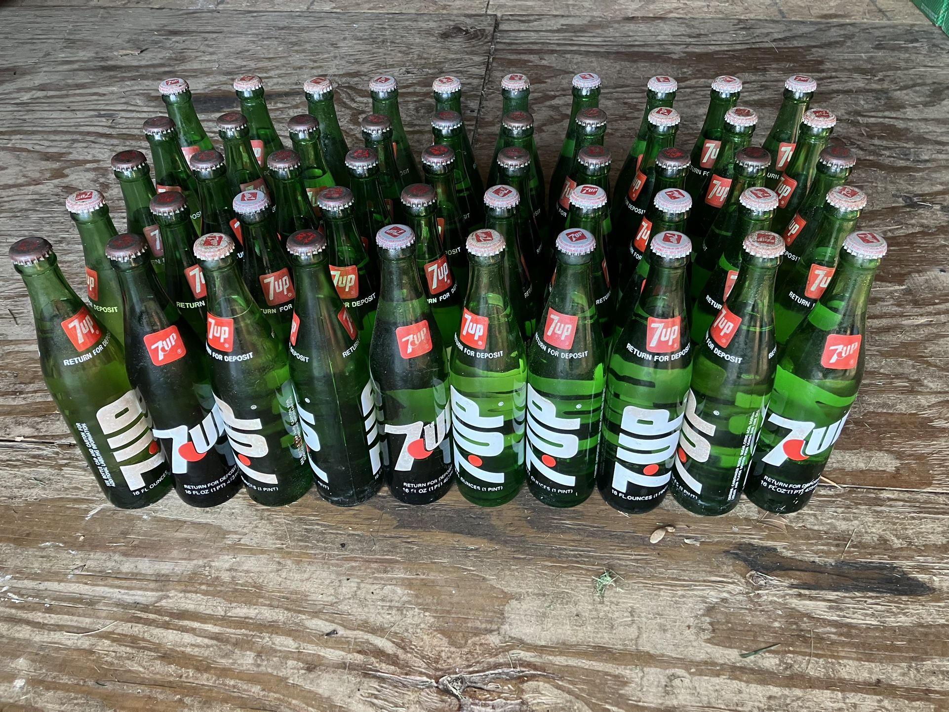 Parma Hts - 50 Full 7up Bottles - 1970”s - $ 25 For All 