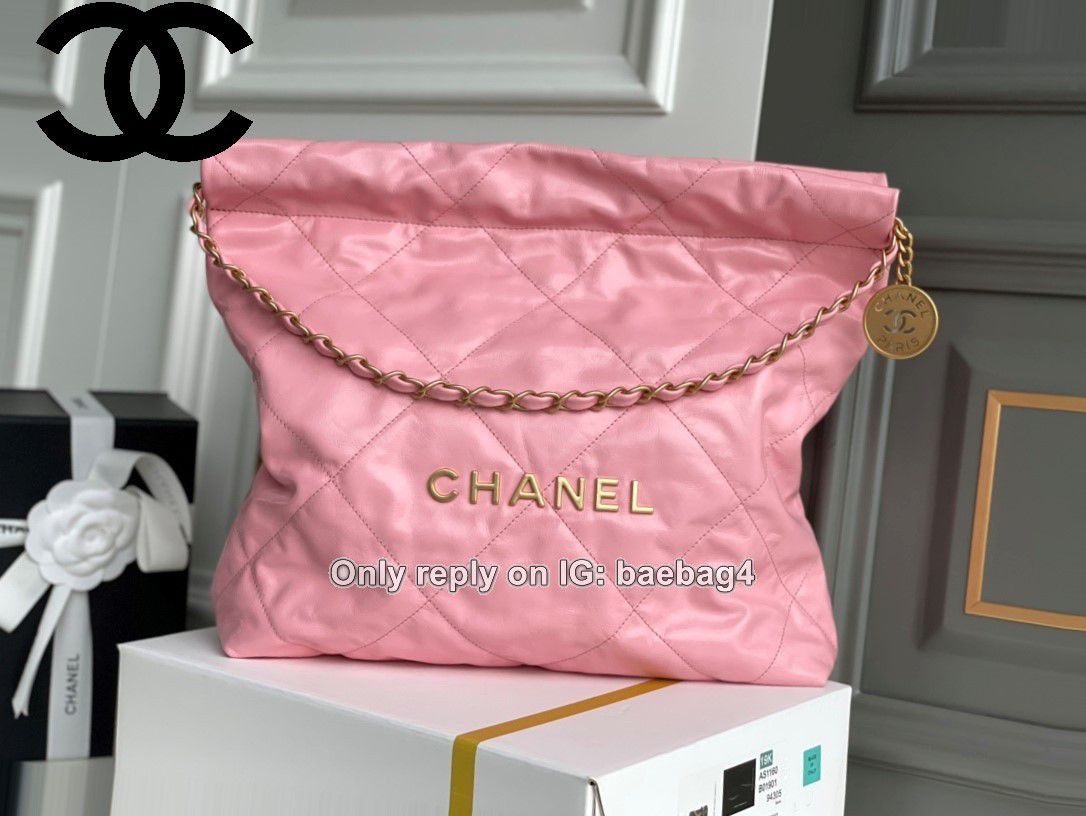 Chanel Box W/ribbon &sm Bag for Sale in Pompano Beach, FL - OfferUp