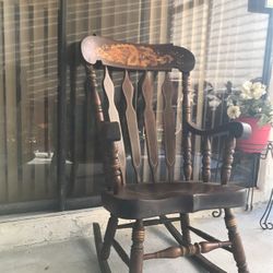 Rocking chair
