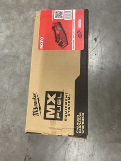 Milwaukee MX Charger Fuel