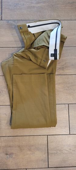 Ann Taylor Capri Sz4