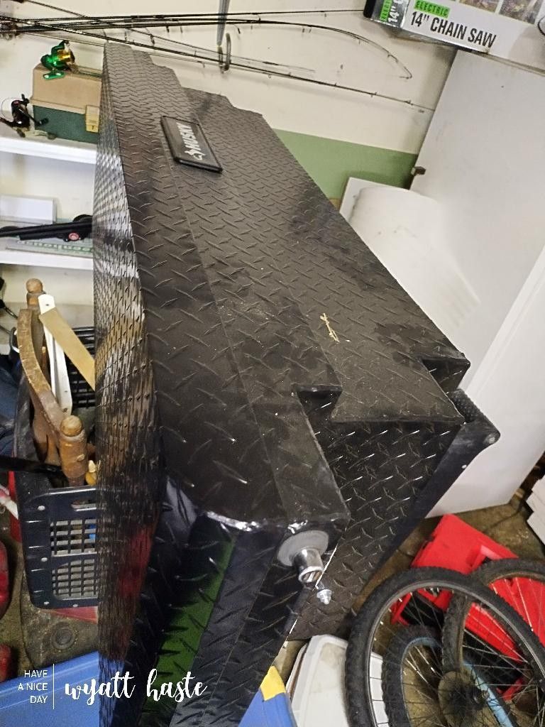 Husky Toolbox Specs On Last Pic Brand New