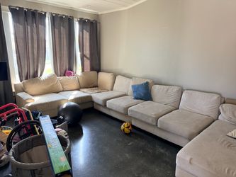 Sectional couch
