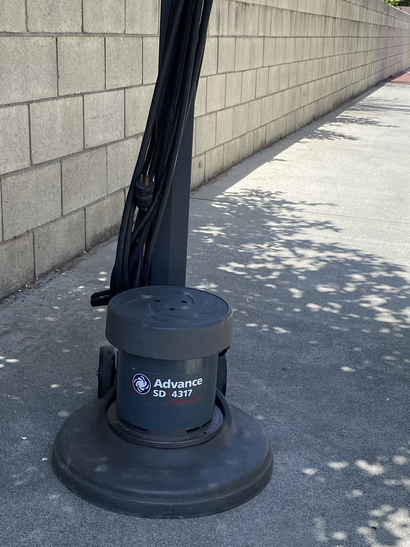 Scrubber Machine 17 Inch