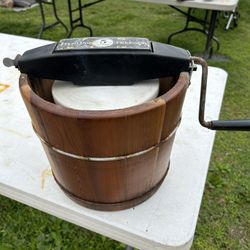 antique Sterling 5 qt . ice cream crank maker