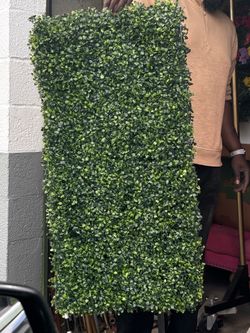 ARTIFICIAL GRASS MATS FOR PARTY BACKDROP