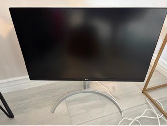 LG Monitor