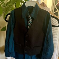 Boys Size 5 Dress Suit Vest/ Shirt & Tie 