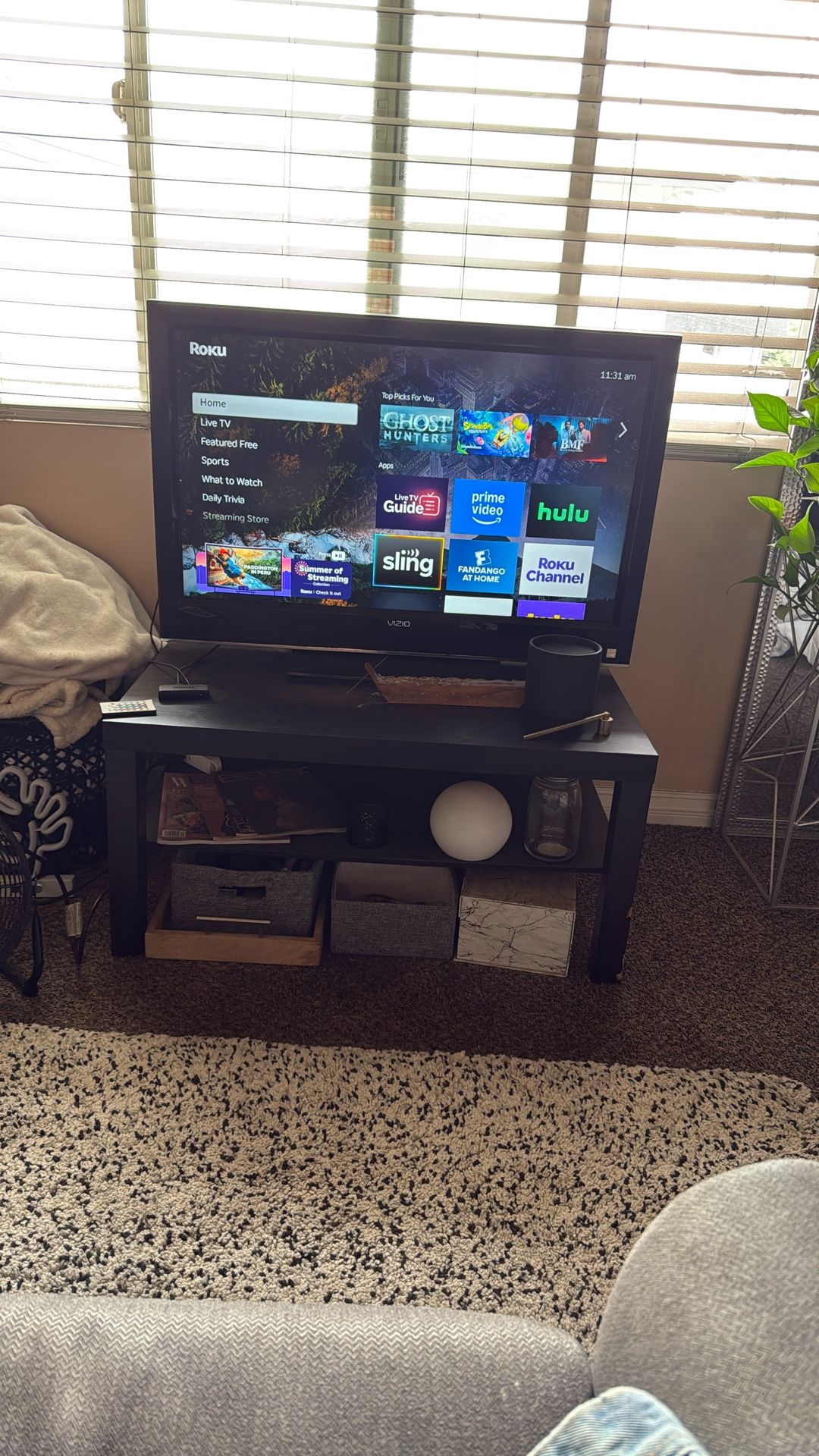 Smart Tv W/ Roku Device + Coffee Table