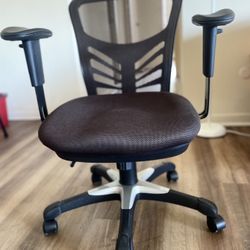 Ergonomic Office Chair Like New Original Price 170 Now 60