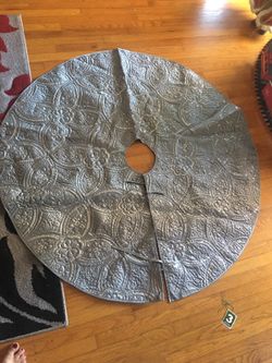 Christmas tree skirt