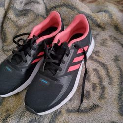 Shoes Adidas