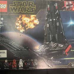 75256 Discontinued Kylo Ren Lego shuttle 