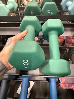 8 lb dumbbell’s soft rubber coating