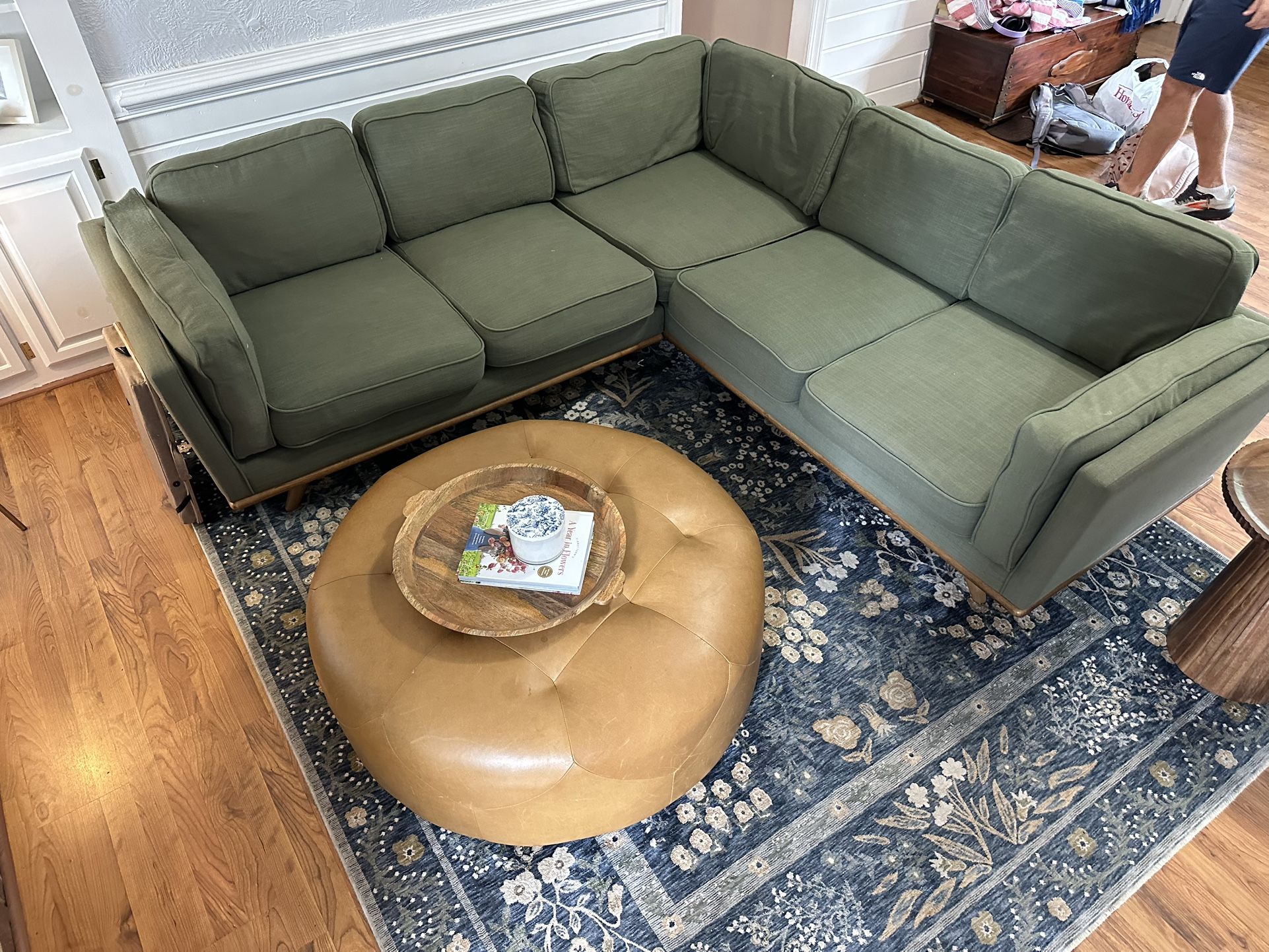 Article Timber Sectional sofa