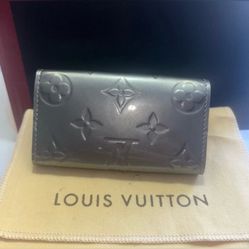 Louis Vuitton EPI Silver New