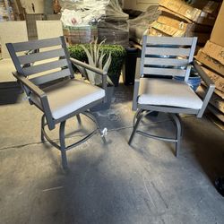 2 Piece Patio High Dinning Swivel Chairs 