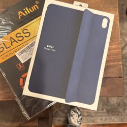iPad Air Smart Folio (navy blue) and Screen Protector