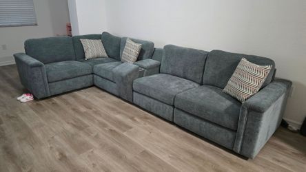 Sectional / couch