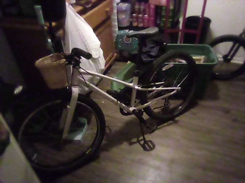 SPECIALIZED "JETT" 24" MTN BIKE