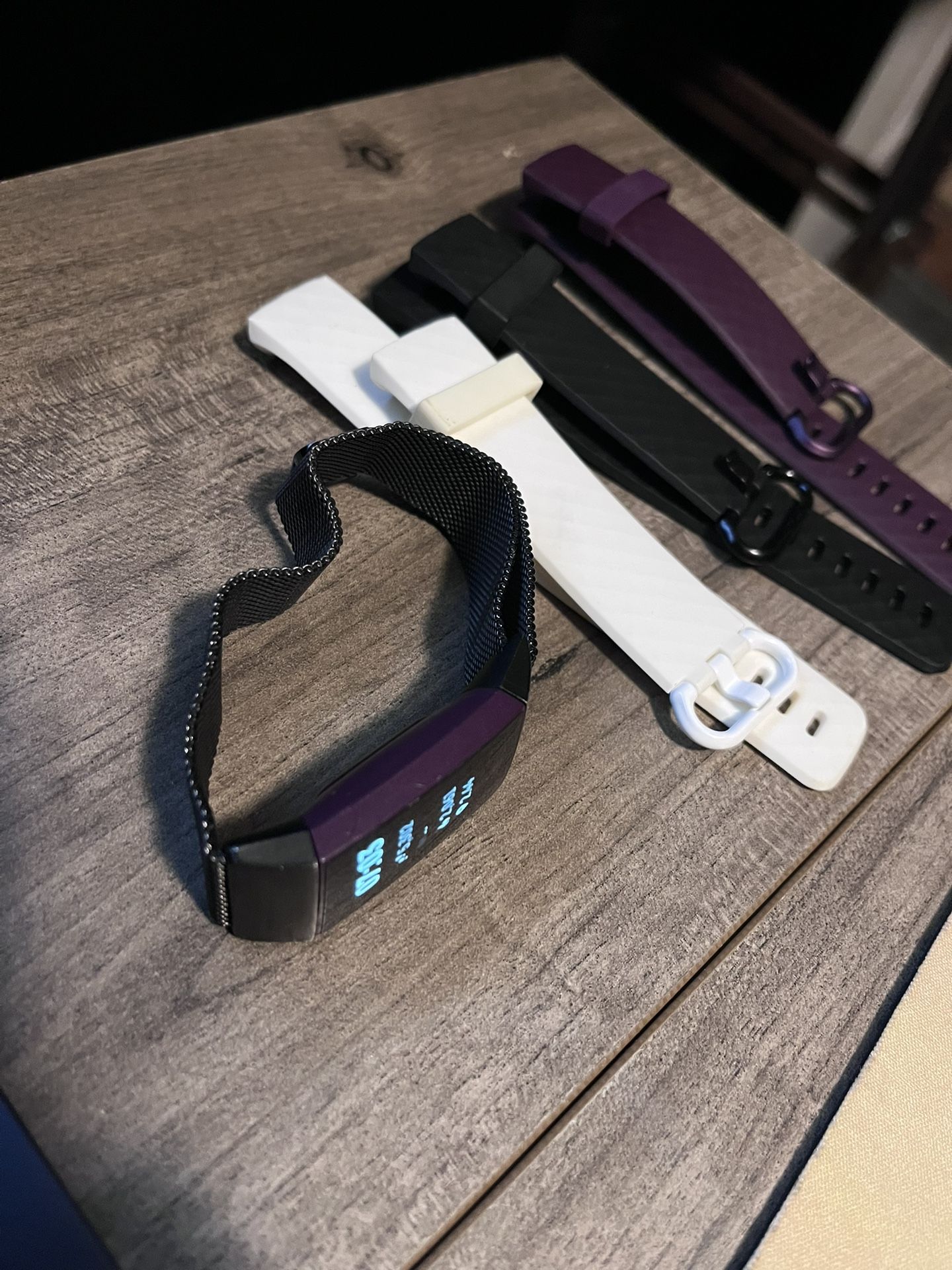 Fitbit Charge 4