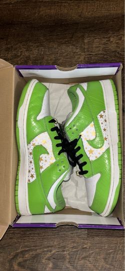 Nike SB Dunk Low - ‘Supreme Stars Mean Green (2021)’ Size 12 Used