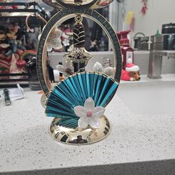 Bath and buddy works disney candle holder