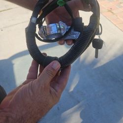 $50 Egnition Key Switch See Pictures For Info 