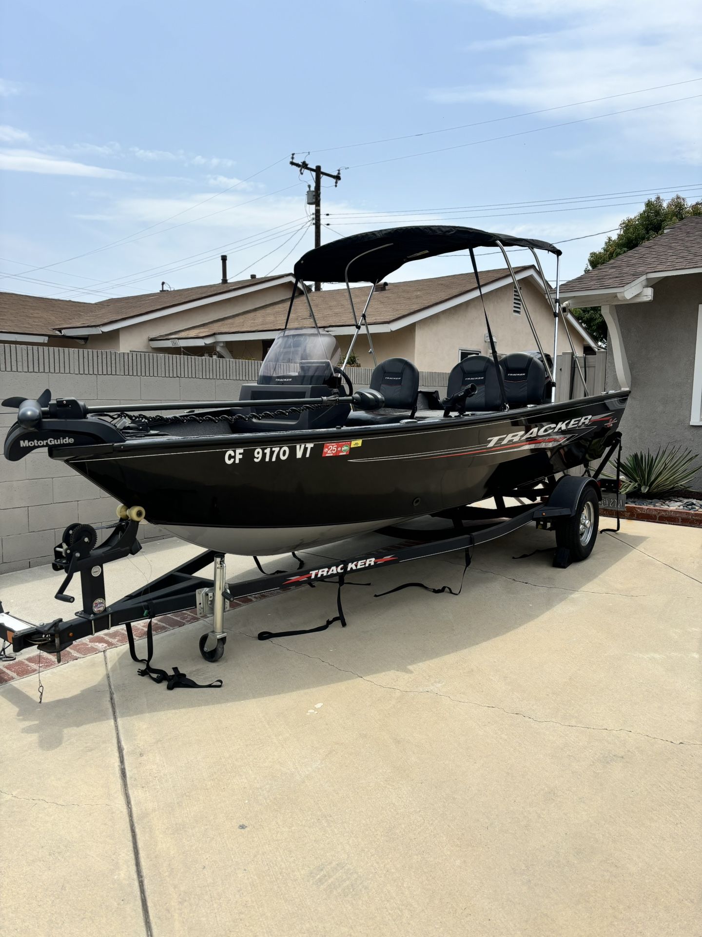 2021 Tracker Bass