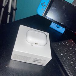 Air Pods 2nd Gen *Brand New*