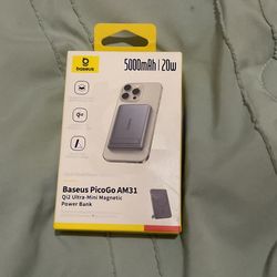 Magnetic Portable Charger 