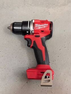 Milwaukee M18 18V Lithium-Ion Brushless Cordless Drill/Driver  TOOL ONLY - BRAND NEW