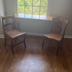 Desk/ Table And Chairs 