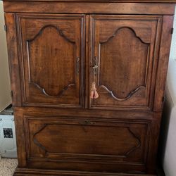Chest/TV Cabinet