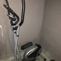 Sunny Elliptical Exercise Machine 