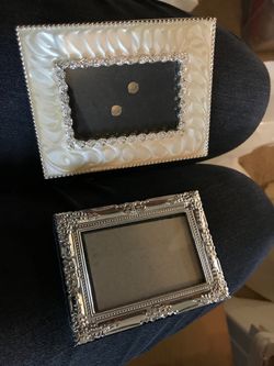 2 small frames