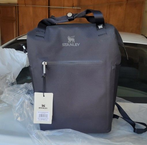 STANLEY  BACKPACK COOLER