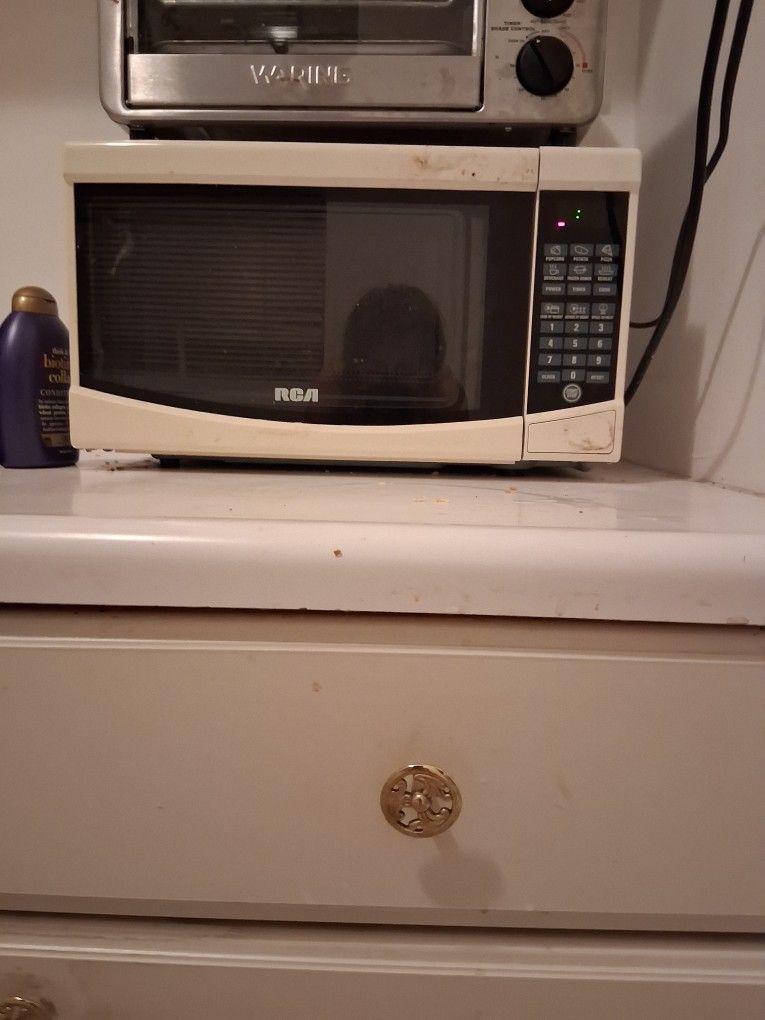 Microwave Oven