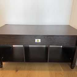 Lift Up Coffe Table With Storage