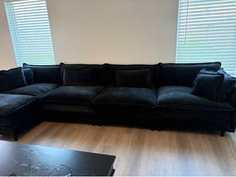 Modular Sectional Sofa 146.5”