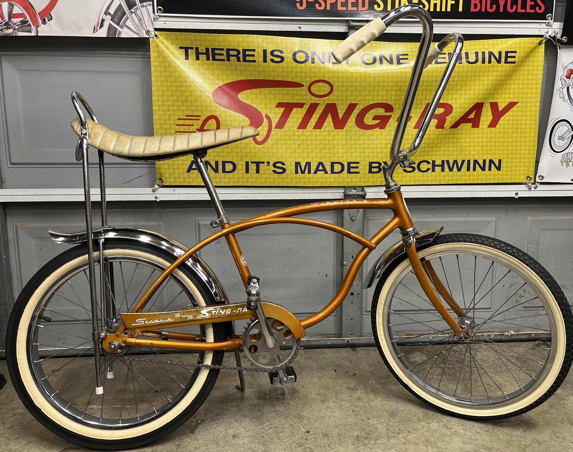 Schwinn 1966 Deluxe Stingray for Sale in Santa Clarita CA OfferUp