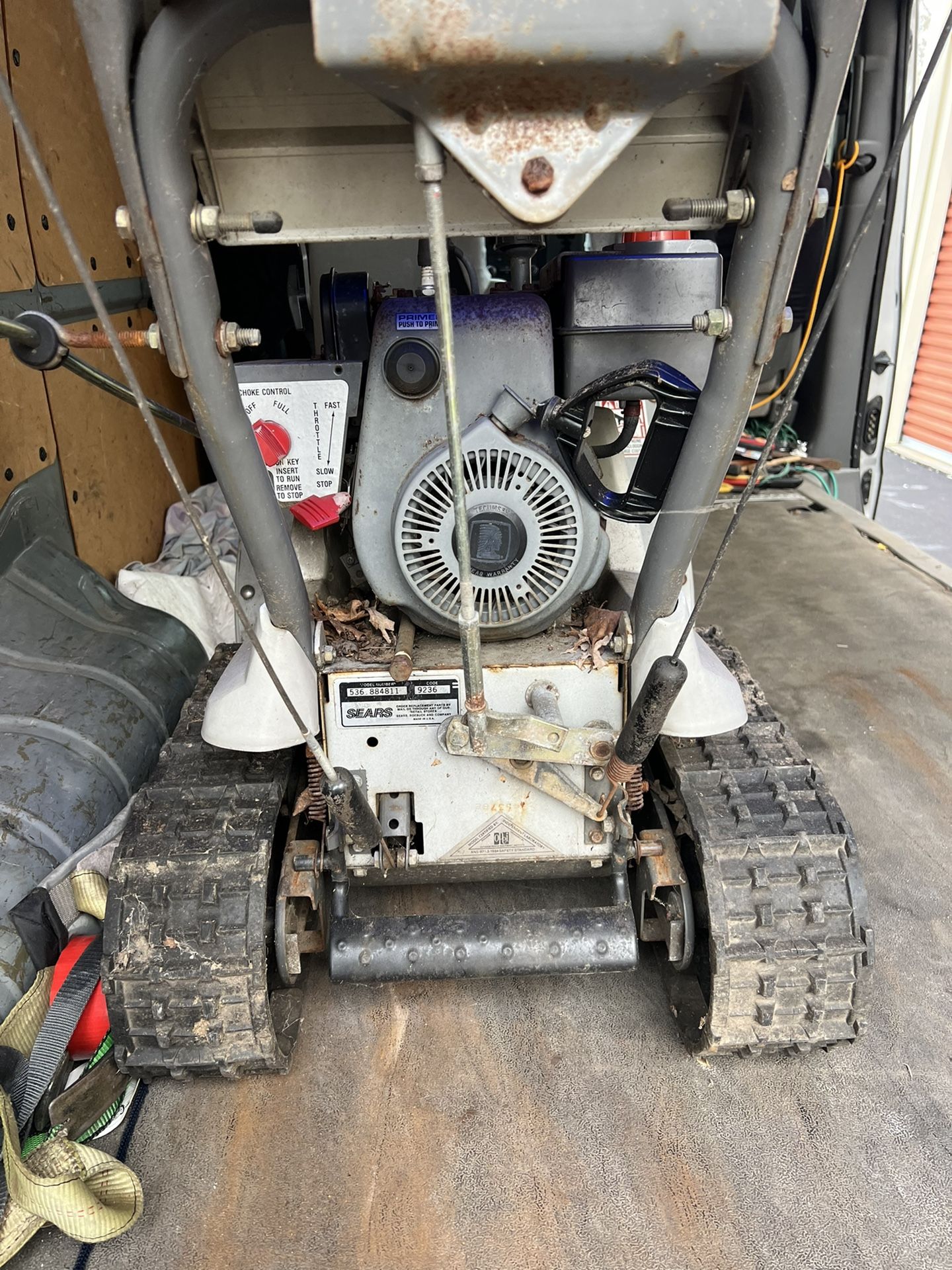Craftsman snowblower with tracks starts right up easy pick up at my