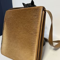 Beautiful horse hair, vintage leather bag perfect for the rodeo