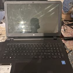 Hp Laptop Come With Laptop Case Works Good 