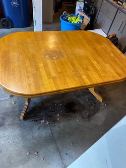 Dining Room Table and Chairs