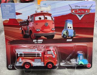 Disney Pixar Cars 2022 Red Fire Engine & Guido