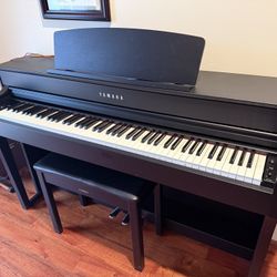 Yamaha Piano 