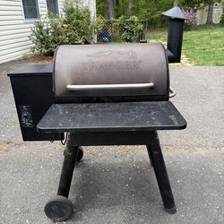 Traeger Pellet Smoker