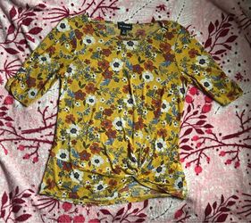 Floral Yellow Shirt (Size: S)